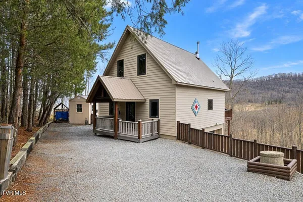 $625,000 | 408 Eagle Ridge Road, Roan Mountain, TN 37687