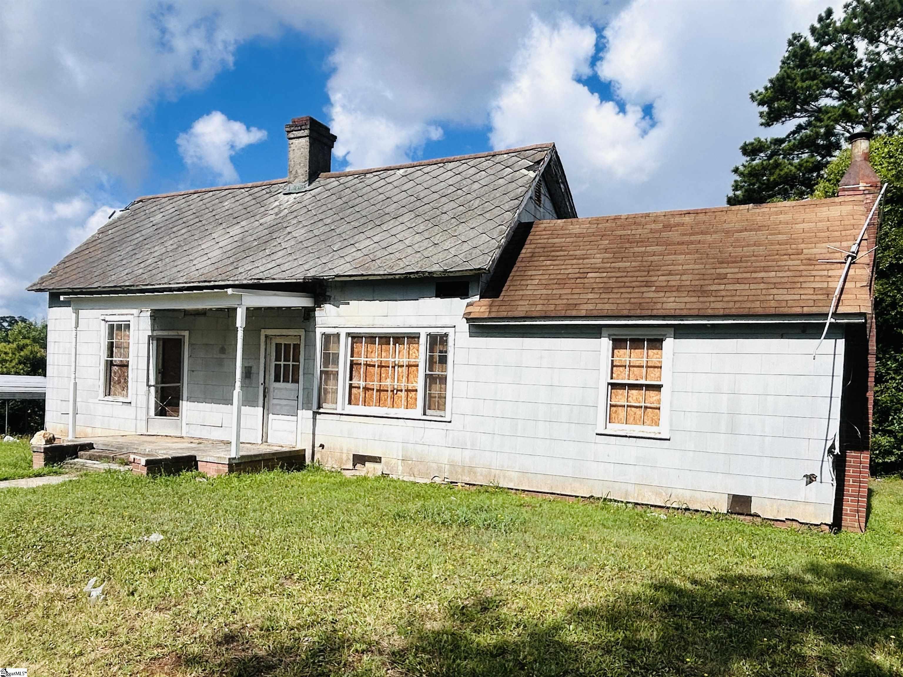 16 North Prince Street Anderson, SC 29624 - Photo 1 of 6