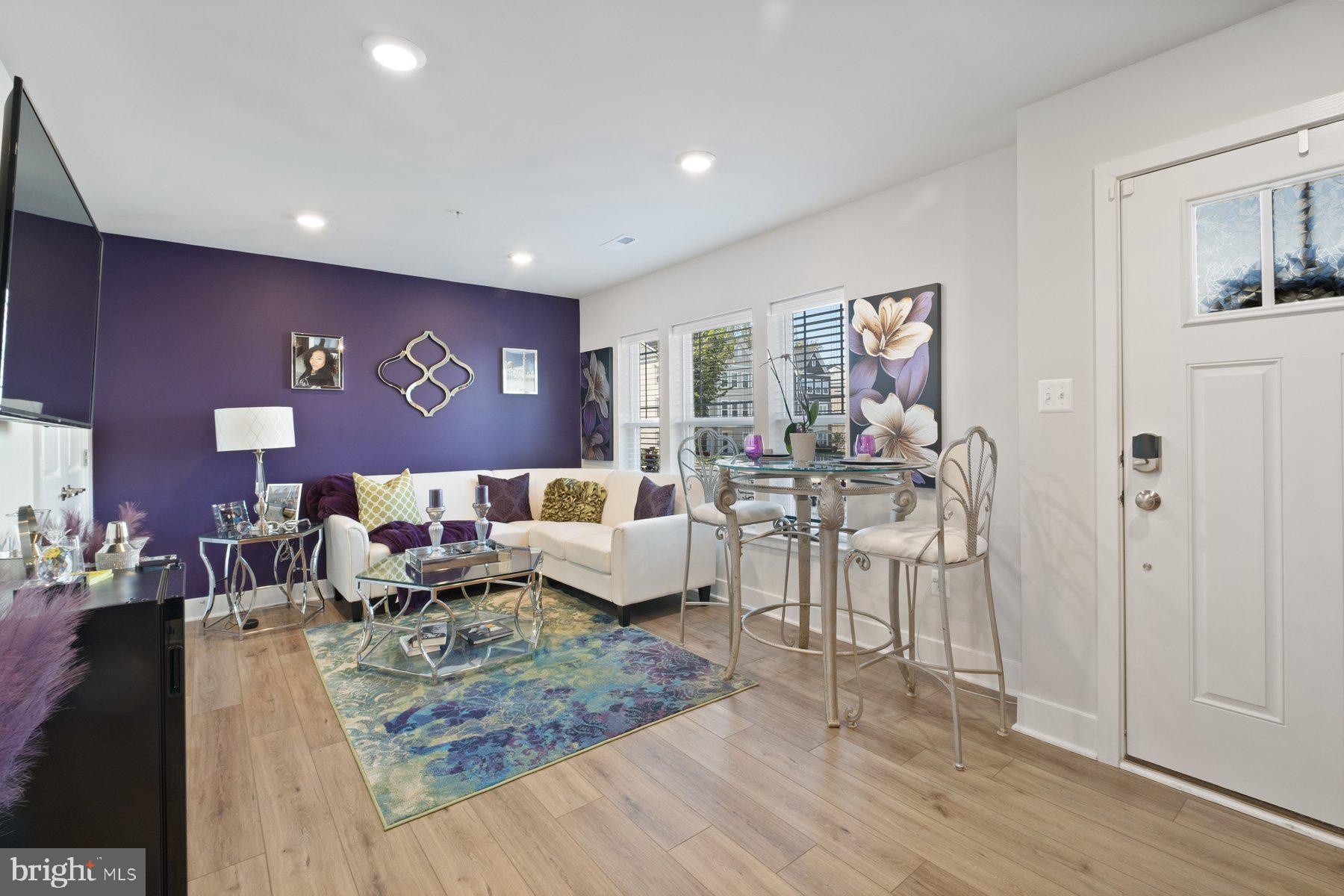 6960 Farragut Drive Bryans Road, MD 20616 - Photo 2 of 25 a living room with furniture
