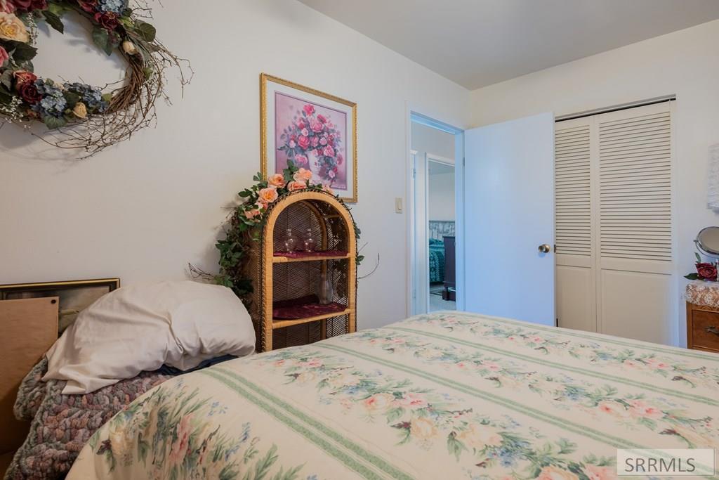 335 Augusta Drive Arco, ID 83213 - Photo 12 of 35