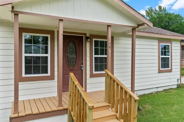$172,000 | 109 Sedbery Street, Jefferson, TX 75657