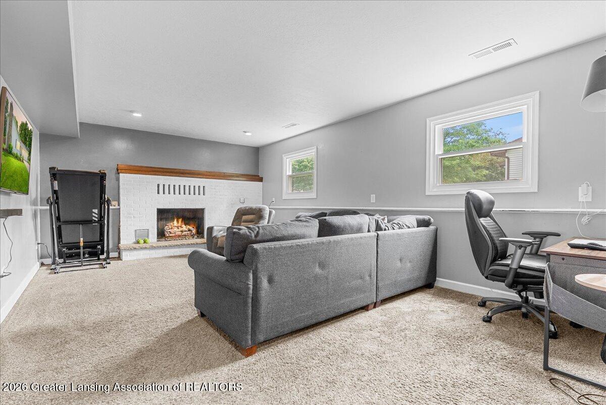 102 Wicklow Road Eaton Rapids, MI 48827 - Photo 24 of 42 14-Media Jett - 09.2