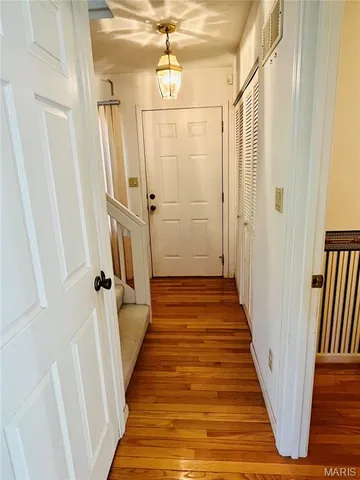 $236,000 | 5428 Duchesne Parque Drive, St. Louis, MO 63128