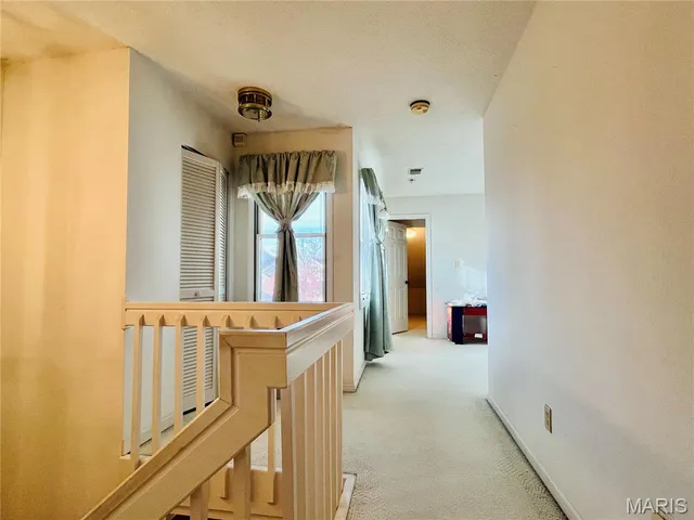 $236,000 | 5428 Duchesne Parque Drive, St. Louis, MO 63128