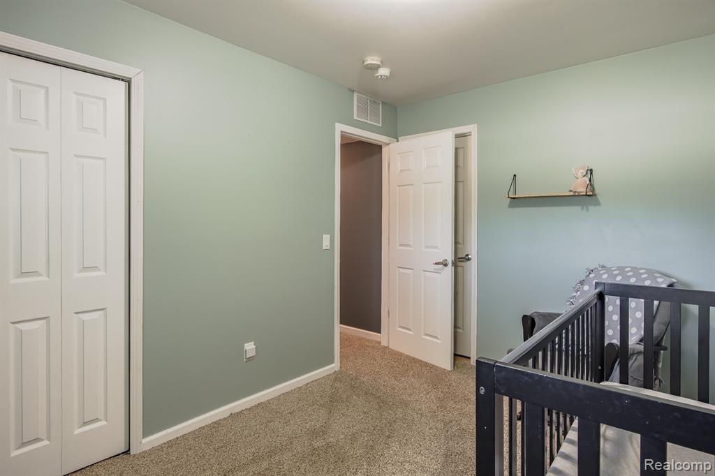 46555 Dequindre Road Rochester Hills, MI 48307 - Photo 45 of 67