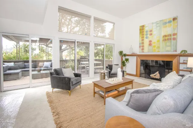 $999,000 | 235 Knollwood Drive, San Rafael, CA 94901