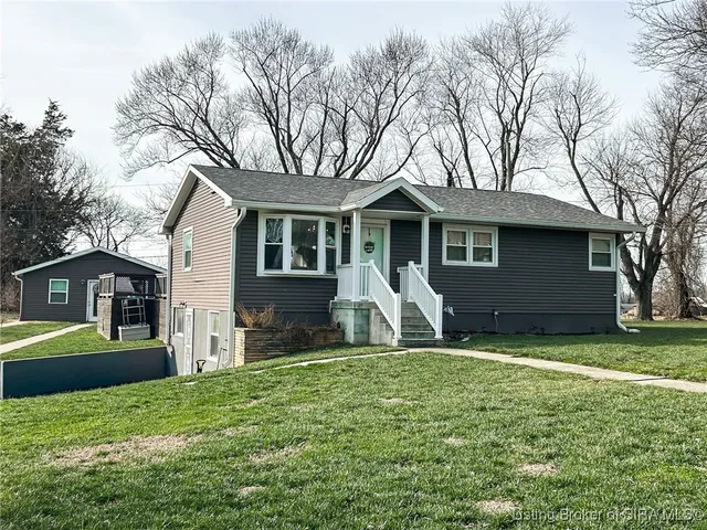 $309,900 | 815 South Ridgecrest Lane, Paoli, IN 47454