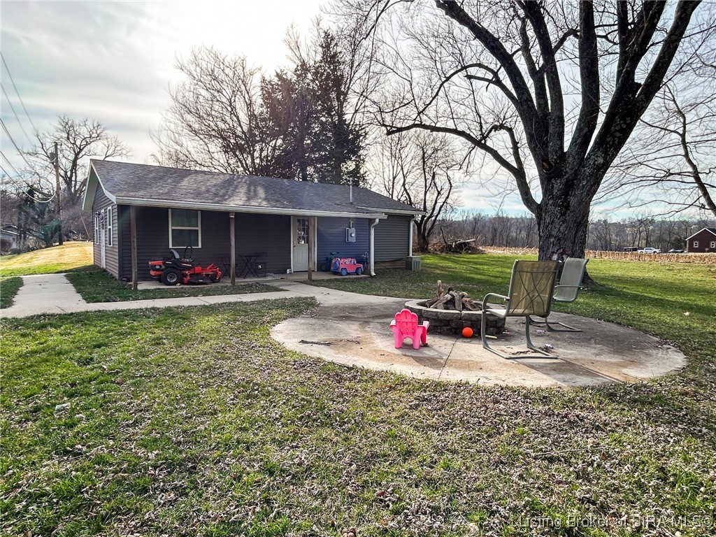 815 South Ridgecrest Lane Paoli, IN 47454 - Photo 28 of 38