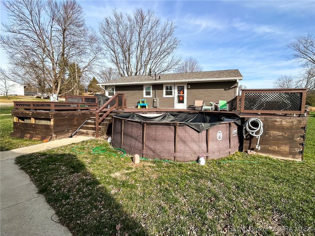 815 South Ridgecrest Lane Paoli, IN 47454 - Photo 3 of 38