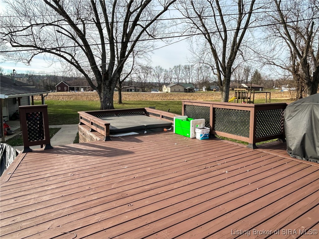 815 South Ridgecrest Lane Paoli, IN 47454 - Photo 5 of 38