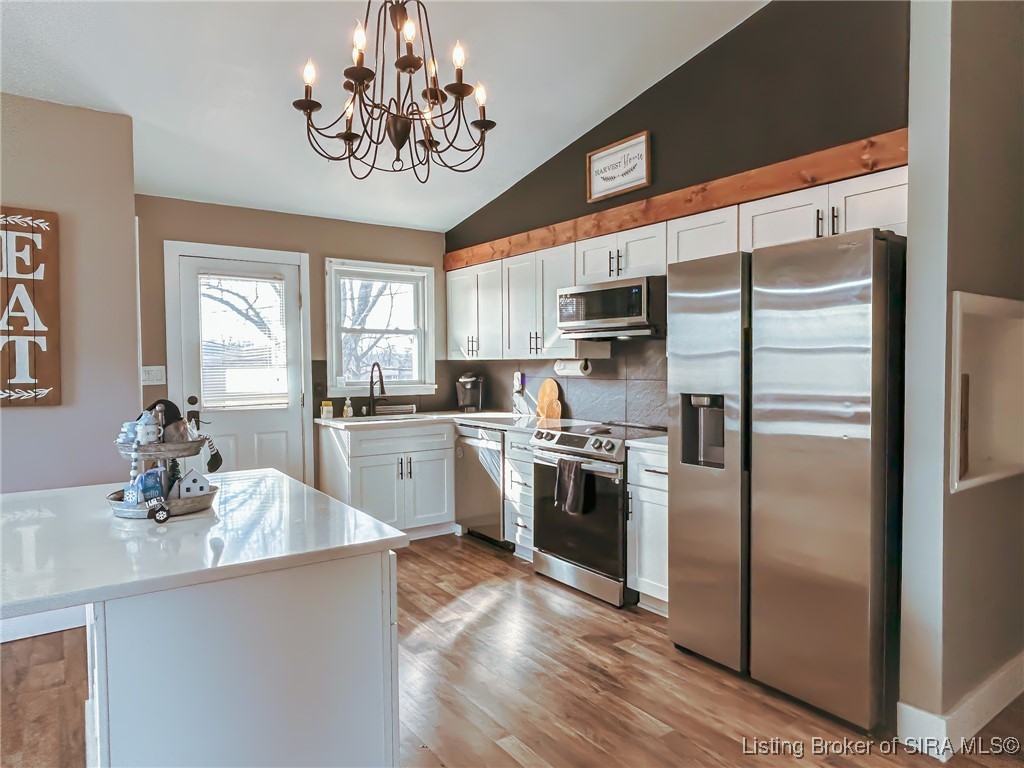 815 South Ridgecrest Lane Paoli, IN 47454 - Photo 8 of 38