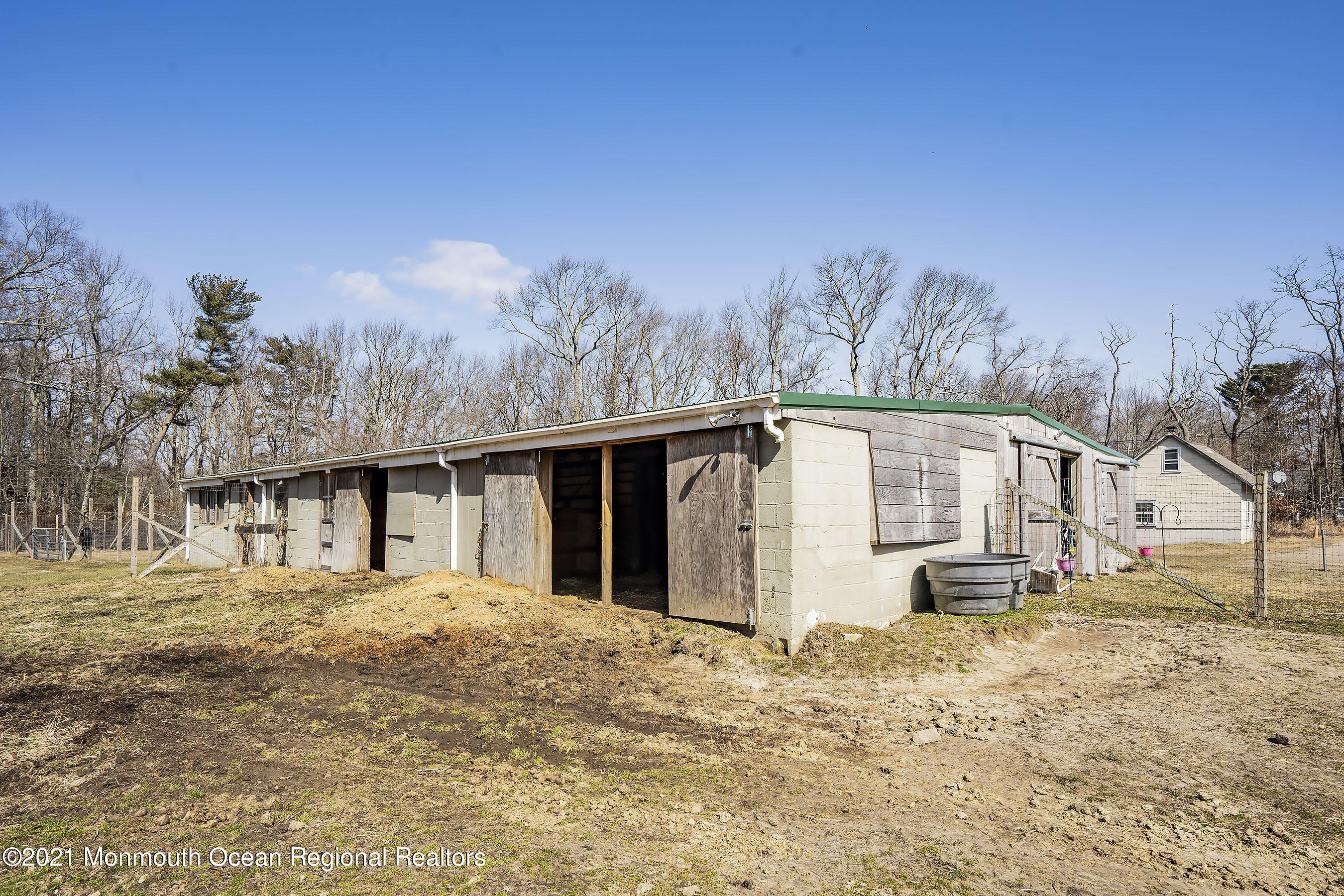 216 Maxim Road Howell, NJ 07731 - Photo 8 of 10 Barn Rear1