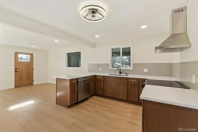 $645,000 | 6097 South Elizabeth Way, Centennial, CO 80121