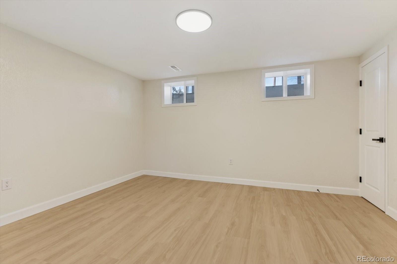 6097 South Elizabeth Way Centennial, CO 80121 - Photo 25 of 34