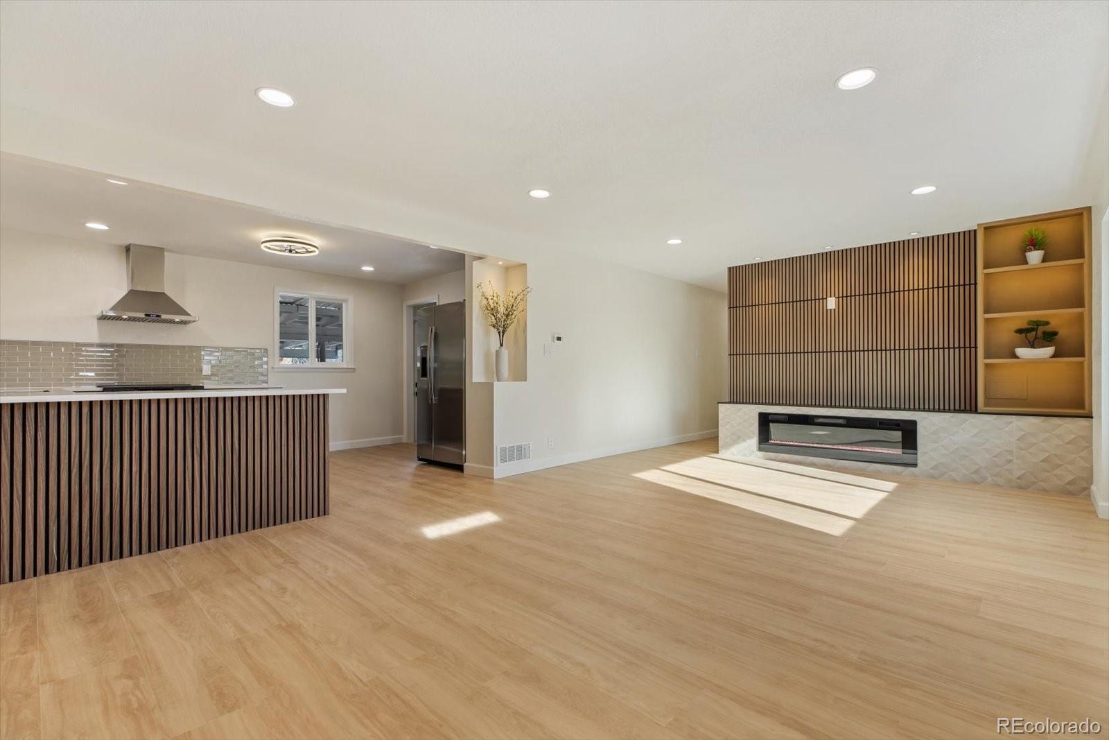 6097 South Elizabeth Way Centennial, CO 80121 - Photo 7 of 46