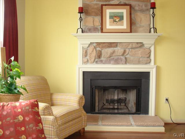 2357 Red Maple Drive Coplay, PA 18037 - Photo 12 of 32 Gallery Image 12