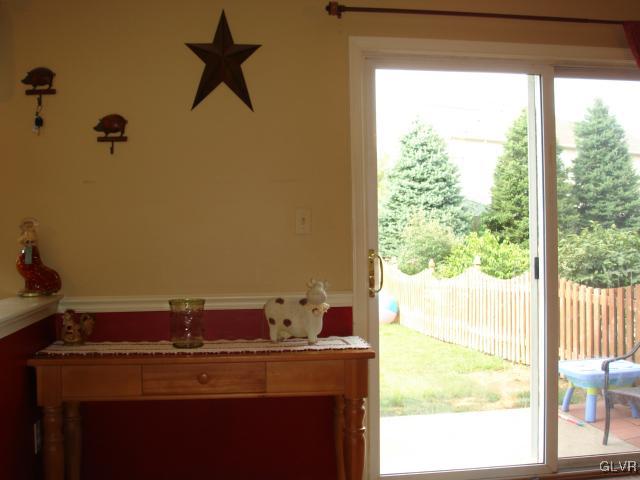 2357 Red Maple Drive Coplay, PA 18037 - Photo 7 of 32 Gallery Image 7