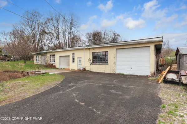 $695,000 | 2115 West Main Street, Stroudsburg, PA 18360