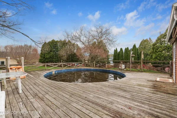 $695,000 | 2115 West Main Street, Stroudsburg, PA 18360