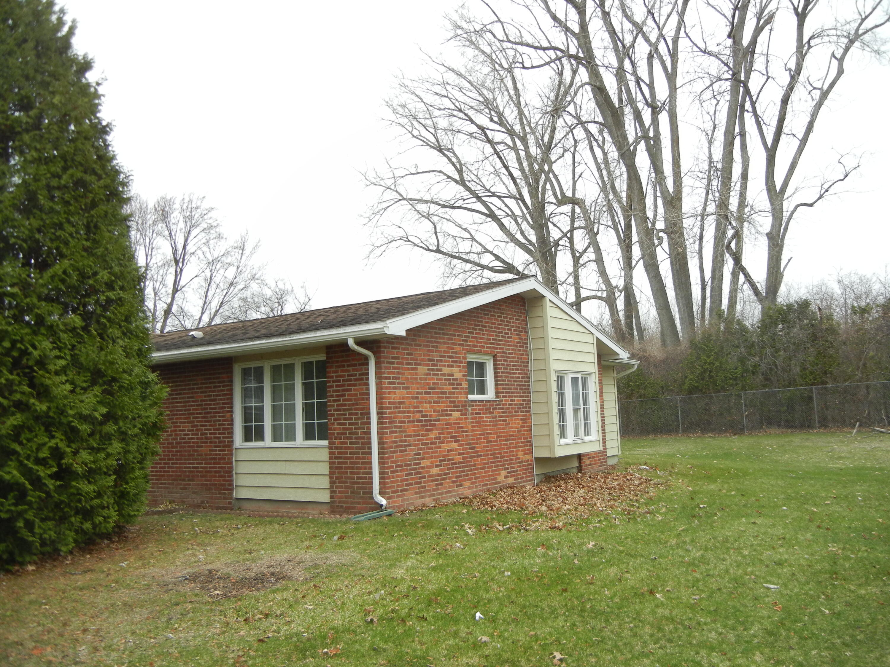 17 Maryland Road Plattsburgh, NY 12903 - Photo 4 of 20