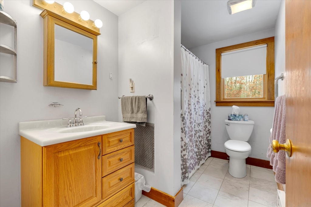 244 Wakeby Road Barnstable, MA 02648 - Photo 12 of 22