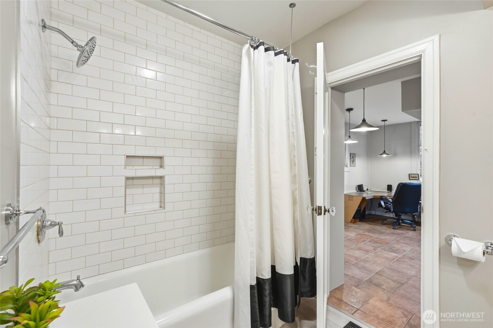 211 South 15th Street Renton, WA 98055 - Photo 13 of 38