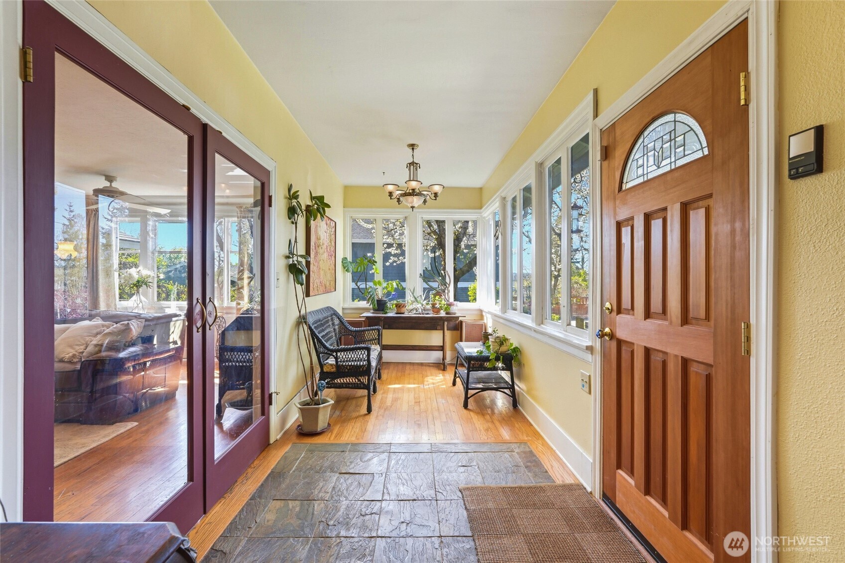 211 South 15th Street Renton, WA 98055 - Photo 4 of 38