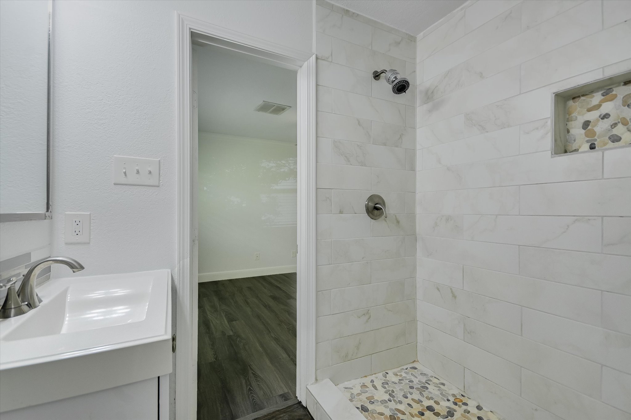 12504 Limerick Avenue Austin, TX 78727 - Photo 10 of 18