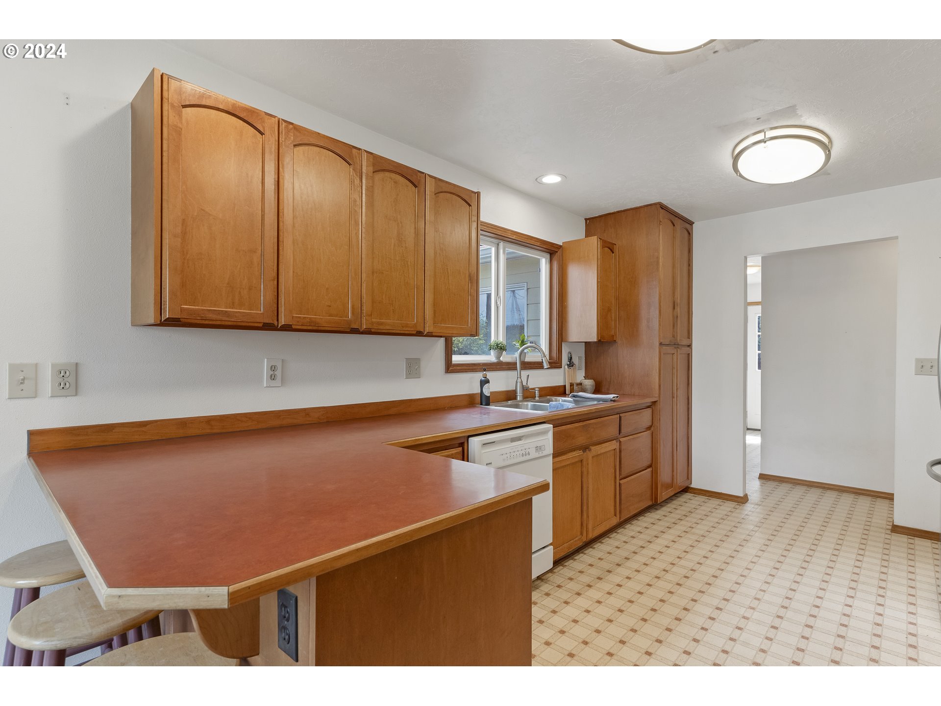 298 Elk City Road Toledo, OR 97391 - Photo 19 of 36 Gallery Image 19
