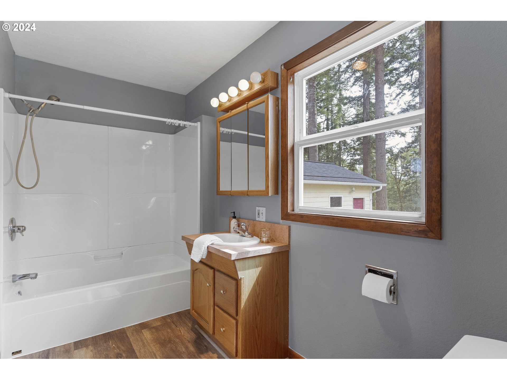 298 Elk City Road Toledo, OR 97391 - Photo 21 of 36 Gallery Image 21