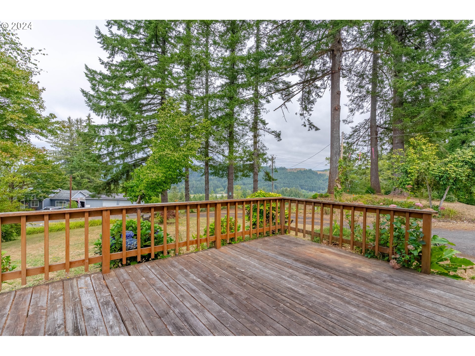 298 Elk City Road Toledo, OR 97391 - Photo 3 of 36 Gallery Image 3