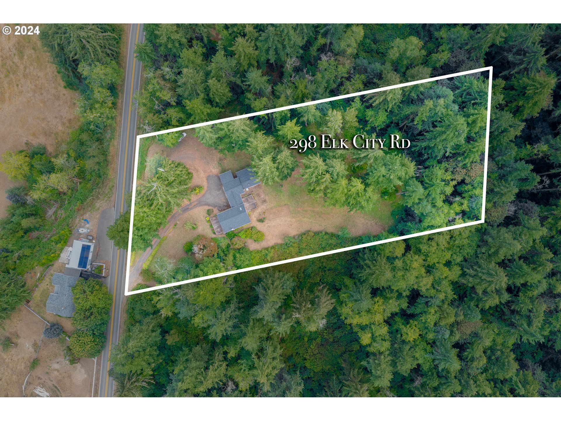 298 Elk City Road Toledo, OR 97391 - Photo 5 of 36 Gallery Image 5