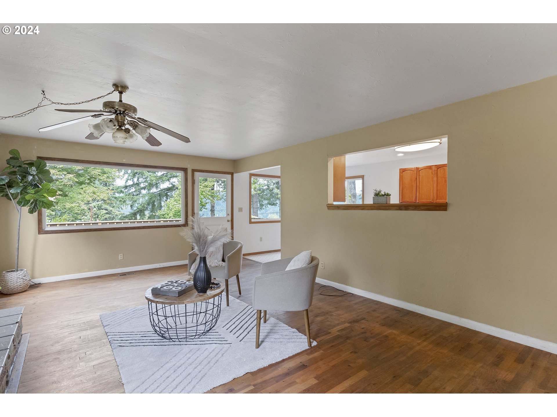 298 Elk City Road Toledo, OR 97391 - Photo 8 of 36 Gallery Image 8