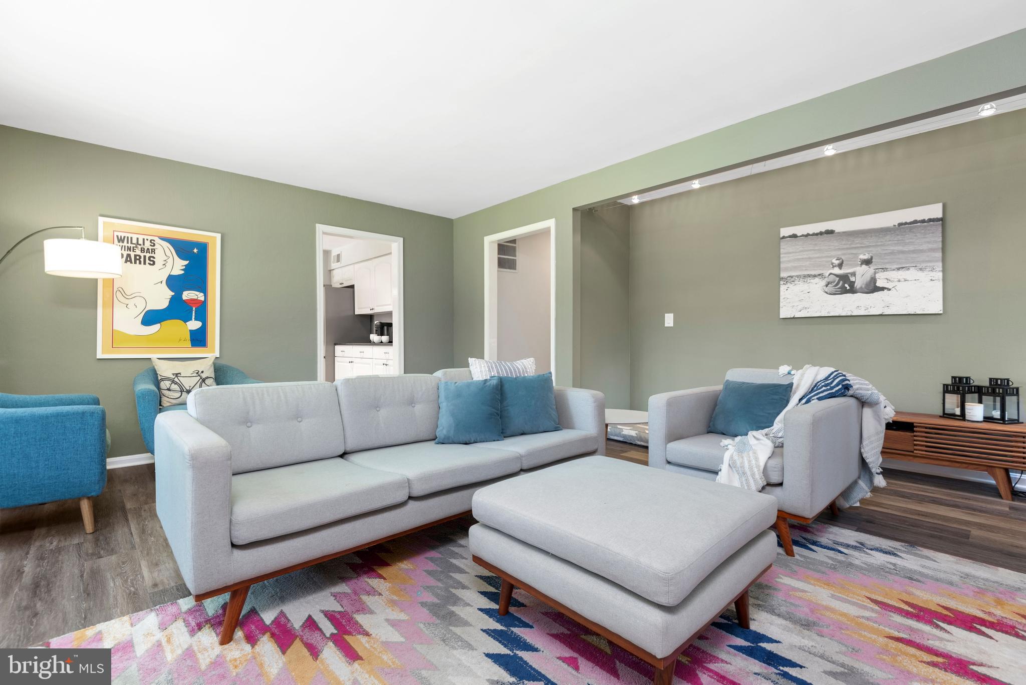 2612 Mountain Laurel Place Reston, VA 20191 - Photo 5 of 27 Family room