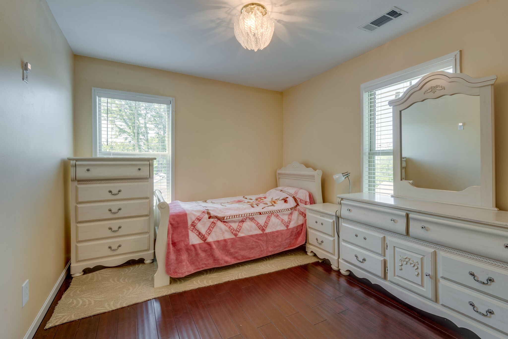 1532 Mohawk Trail Madison, TN 37115 - Photo 17 of 22 a bedroom with a bed and a dresser