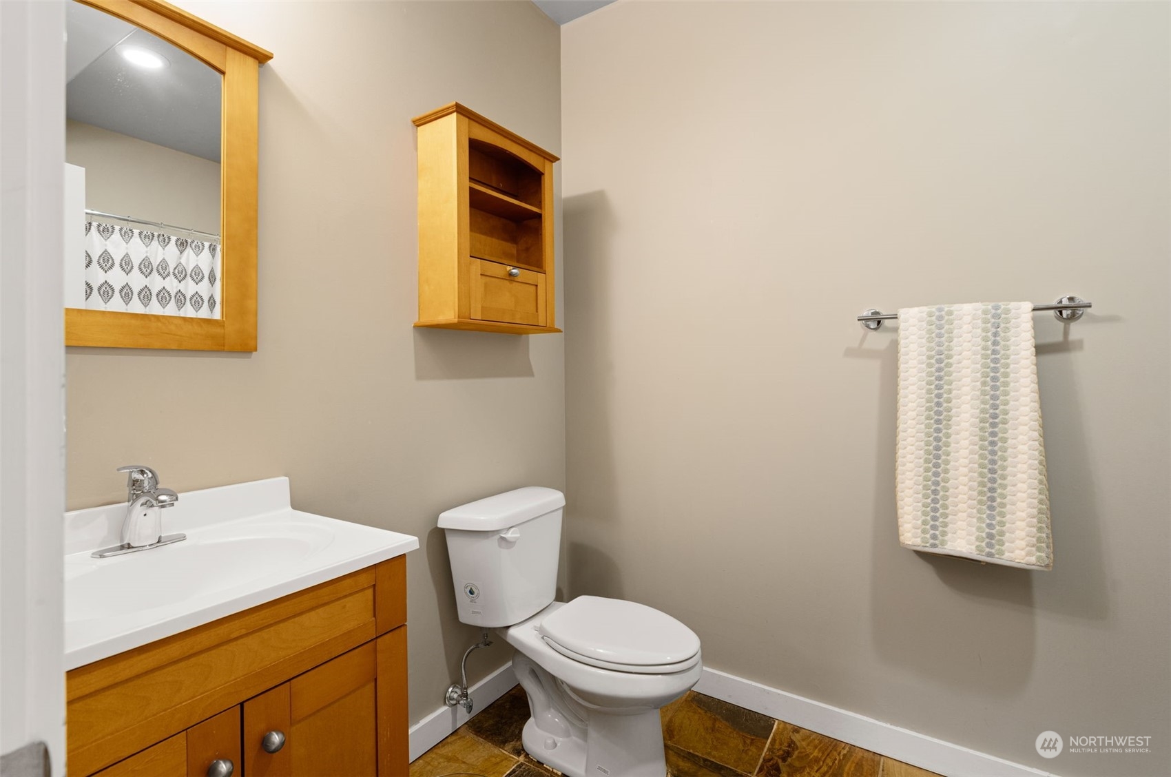 529 37th Street Bellingham, WA 98229 - Photo 33 of 40