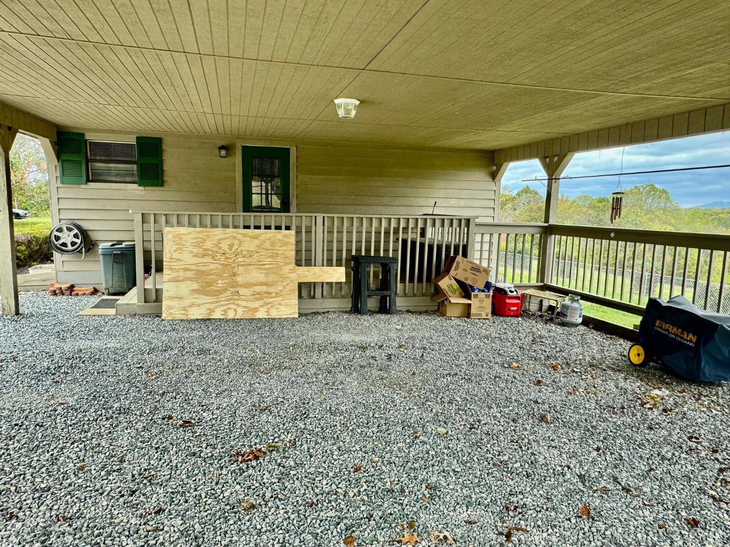 6223 Joppa Mill Road Moneta, VA 24121 - Photo 22 of 55 a view of entryway and hall
