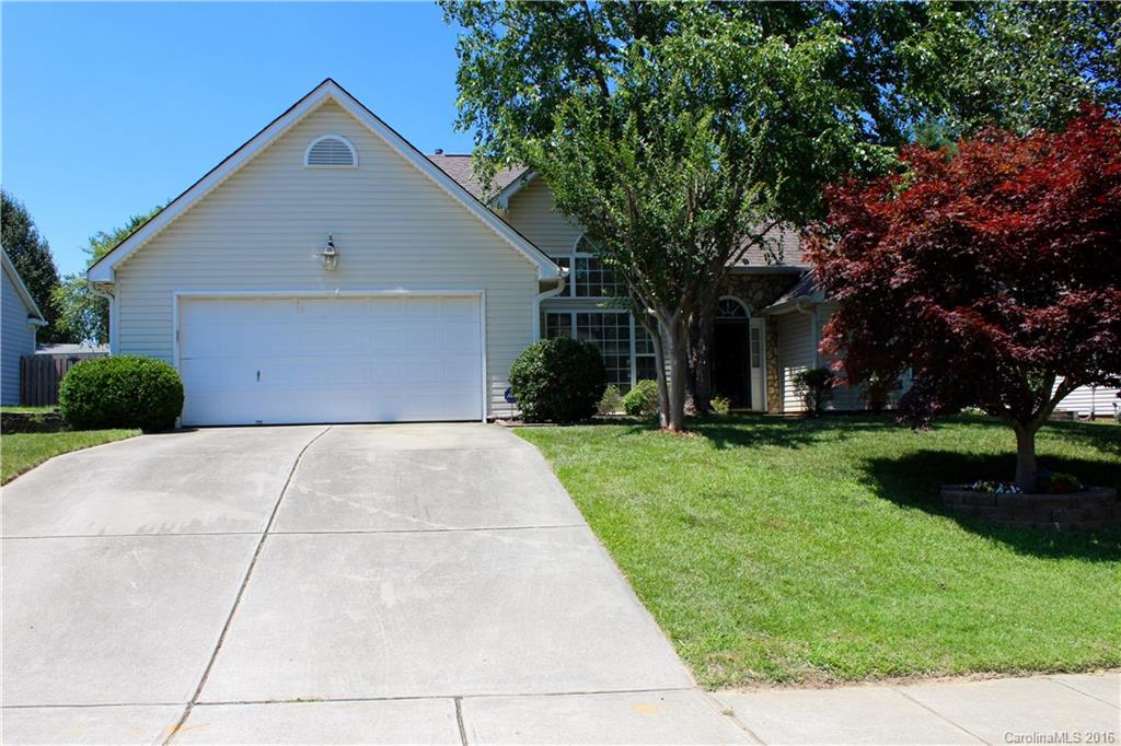 12529 Cardinal Point Road Charlotte, NC 28269 - Photo 2 of 14 Gallery Image 2