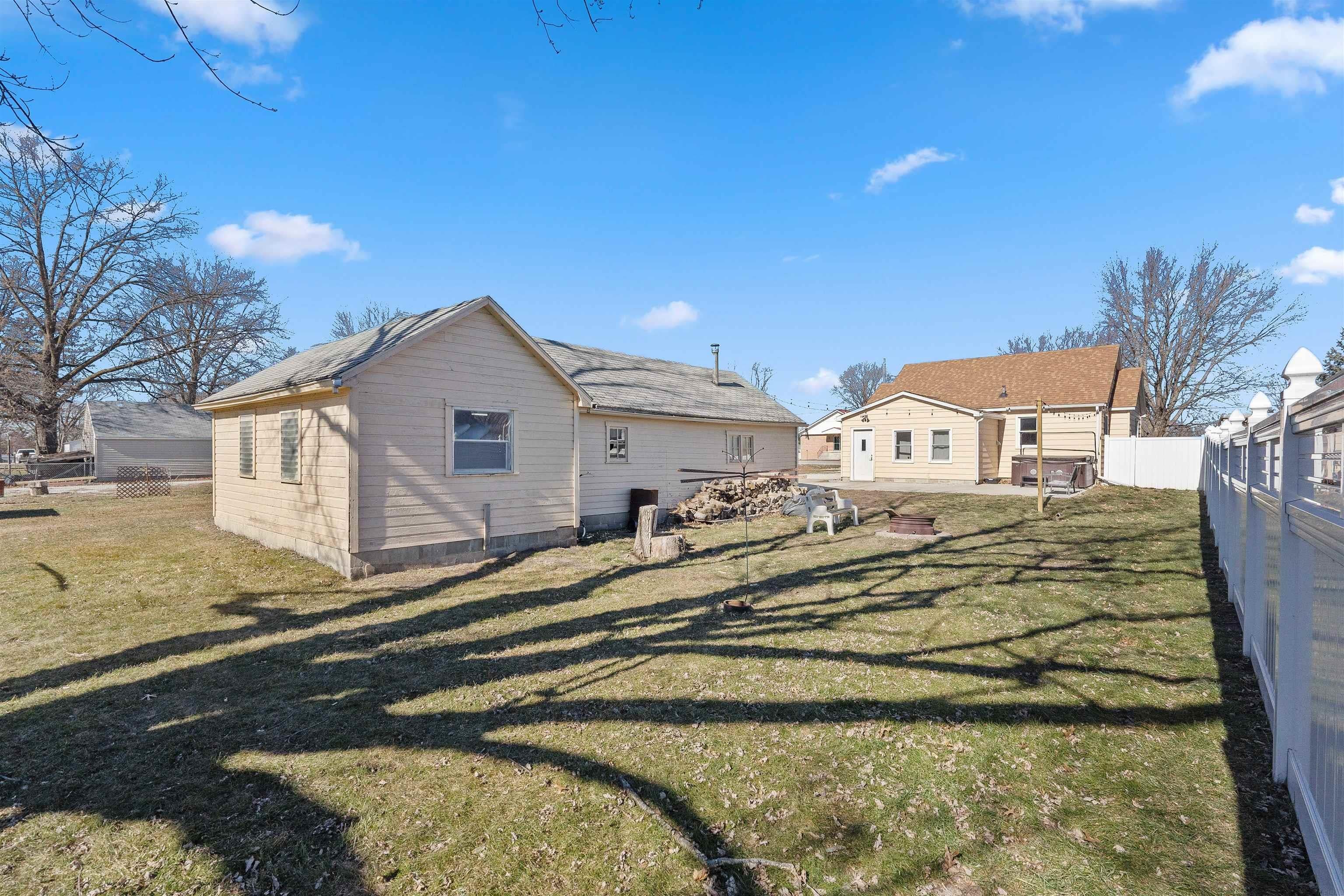 4440 East Washburn Road Waterloo, IA 50702 - Photo 22 of 25 Gallery Image 22