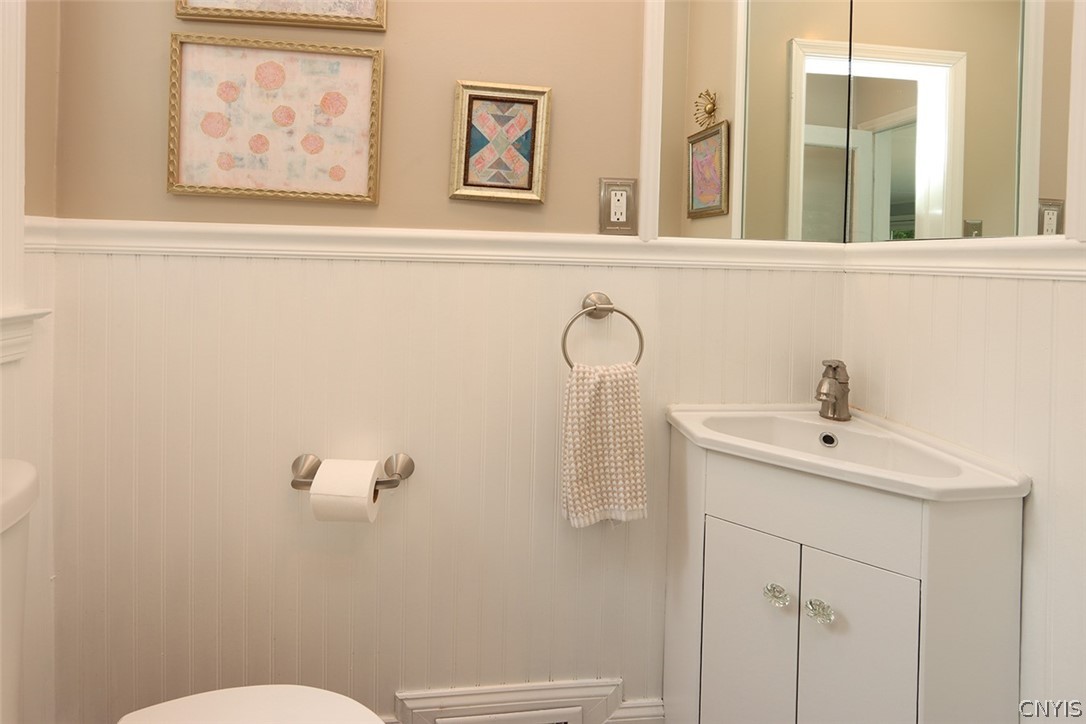 216 Pelham Road DeWitt, NY 13214 - Photo 22 of 50 Gallery Image 22