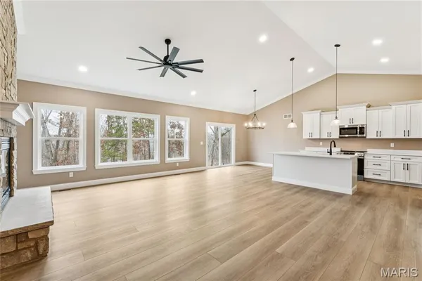 $534,900 | 442 Shady Trail Drive, Troy, MO 63379