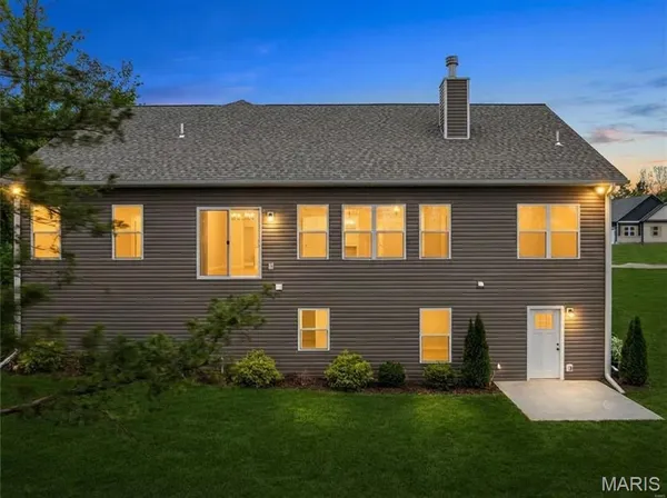 $534,900 | 442 Shady Trail Drive, Troy, MO 63379