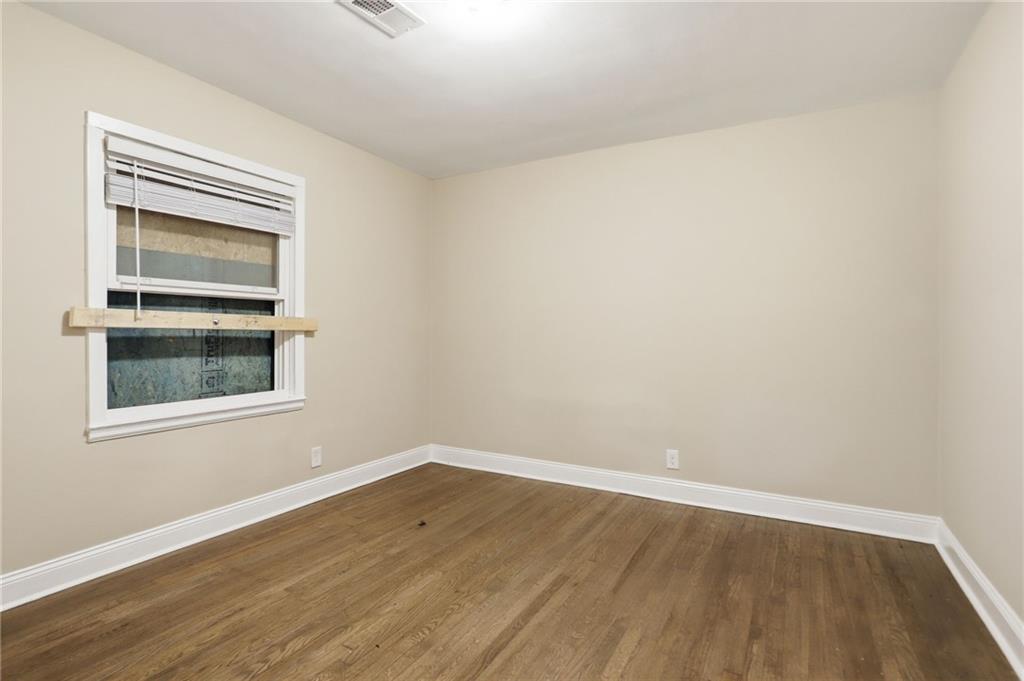1996 Meadow Lane Decatur, GA 30032 - Photo 16 of 26 Gallery Image 16