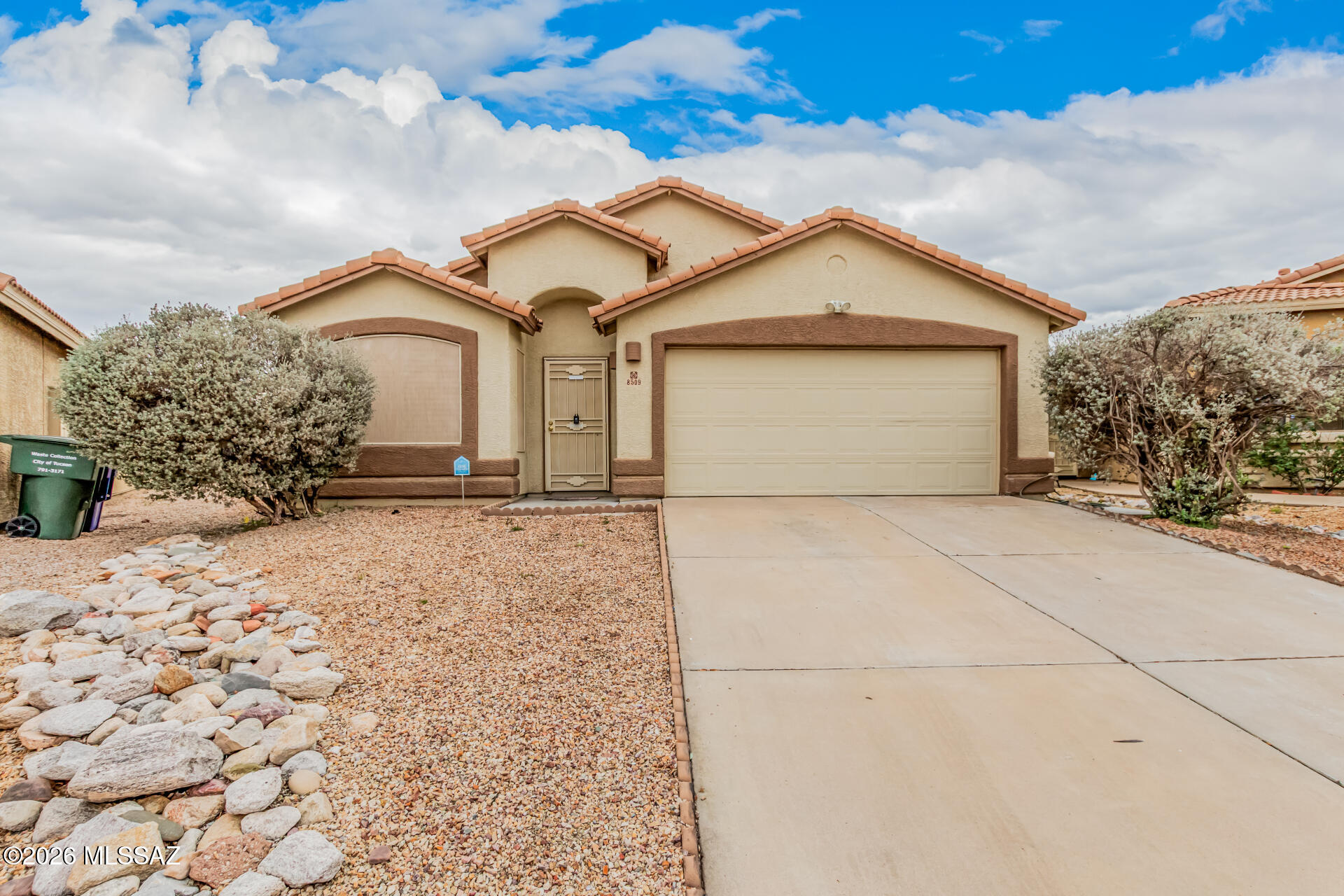 8509 East Sarnoff Ridge Loop Tucson, AZ 85710 - Photo 1 of 32