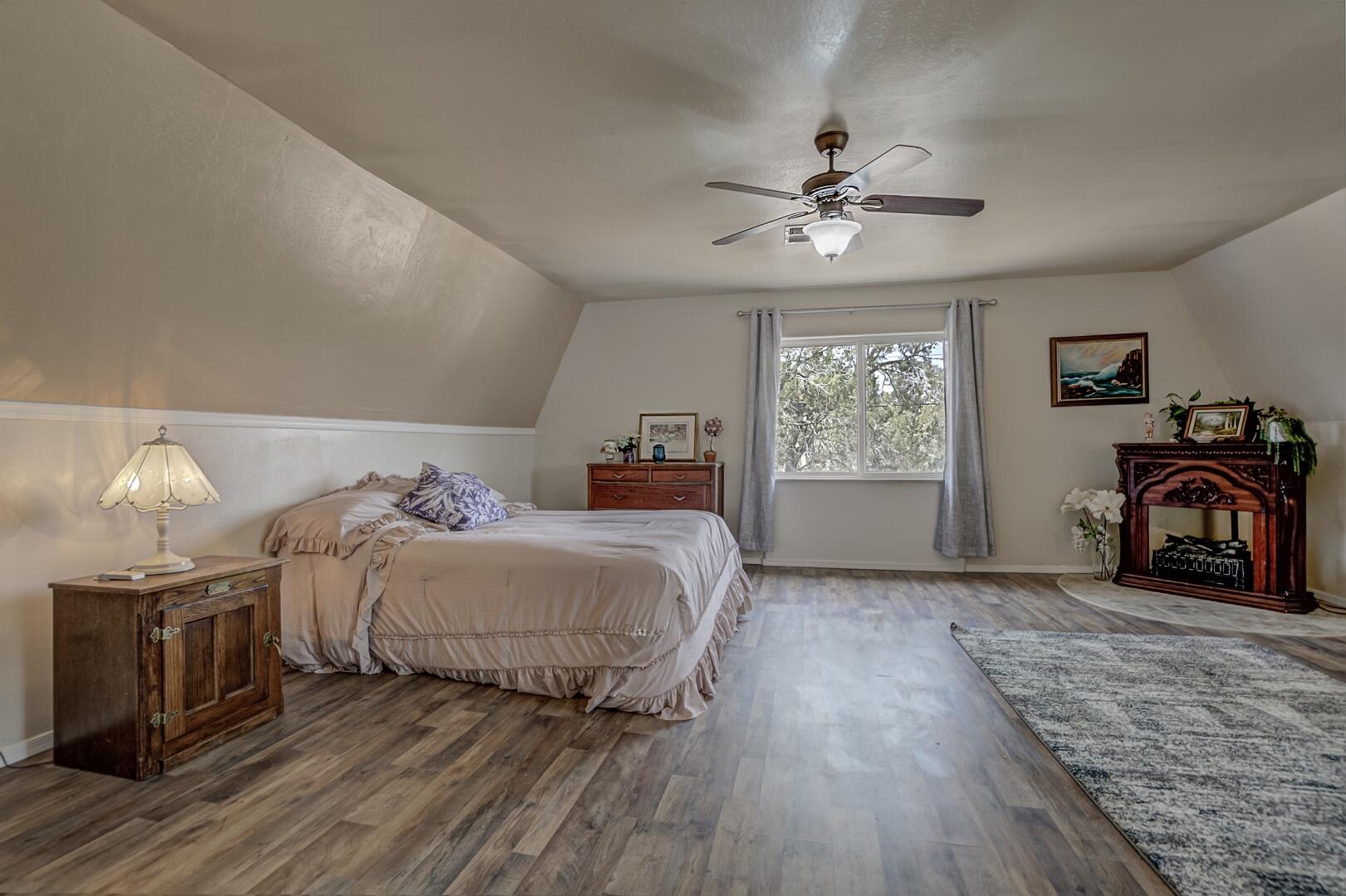 267 West Round Valley Road Payson, AZ 85541 - Photo 26 of 54 Upstairs bed
