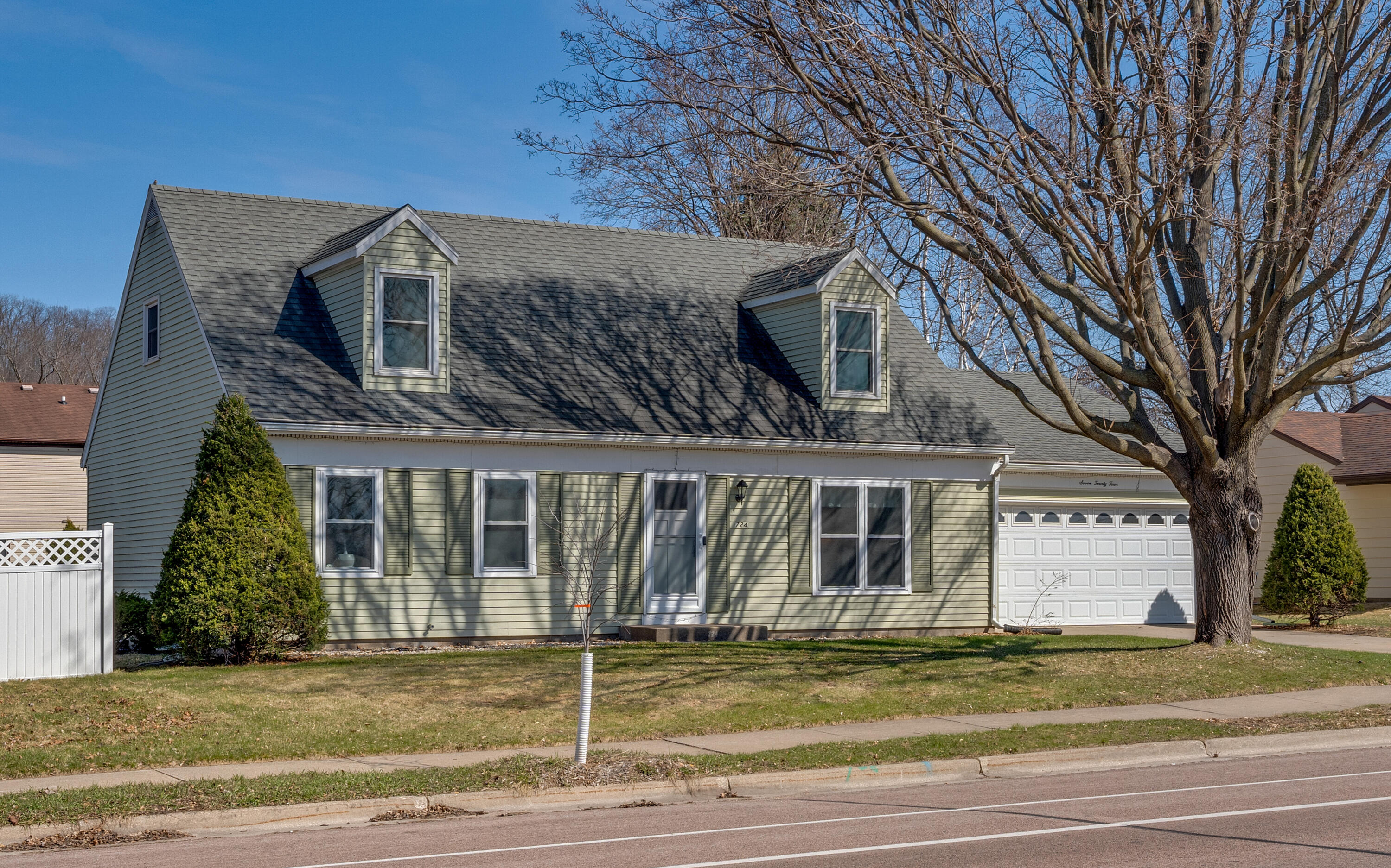 724 Sand Lake Road Onalaska, WI 54650 - Photo 1 of 1 01__DSC4395_mls