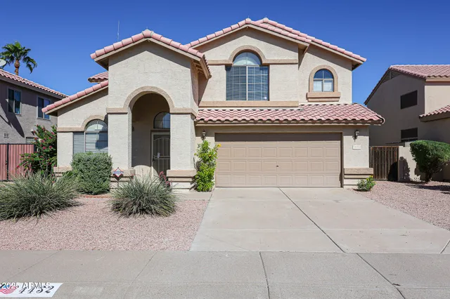 $3,350 | 4432 East Anderson Drive, Phoenix, AZ 85032