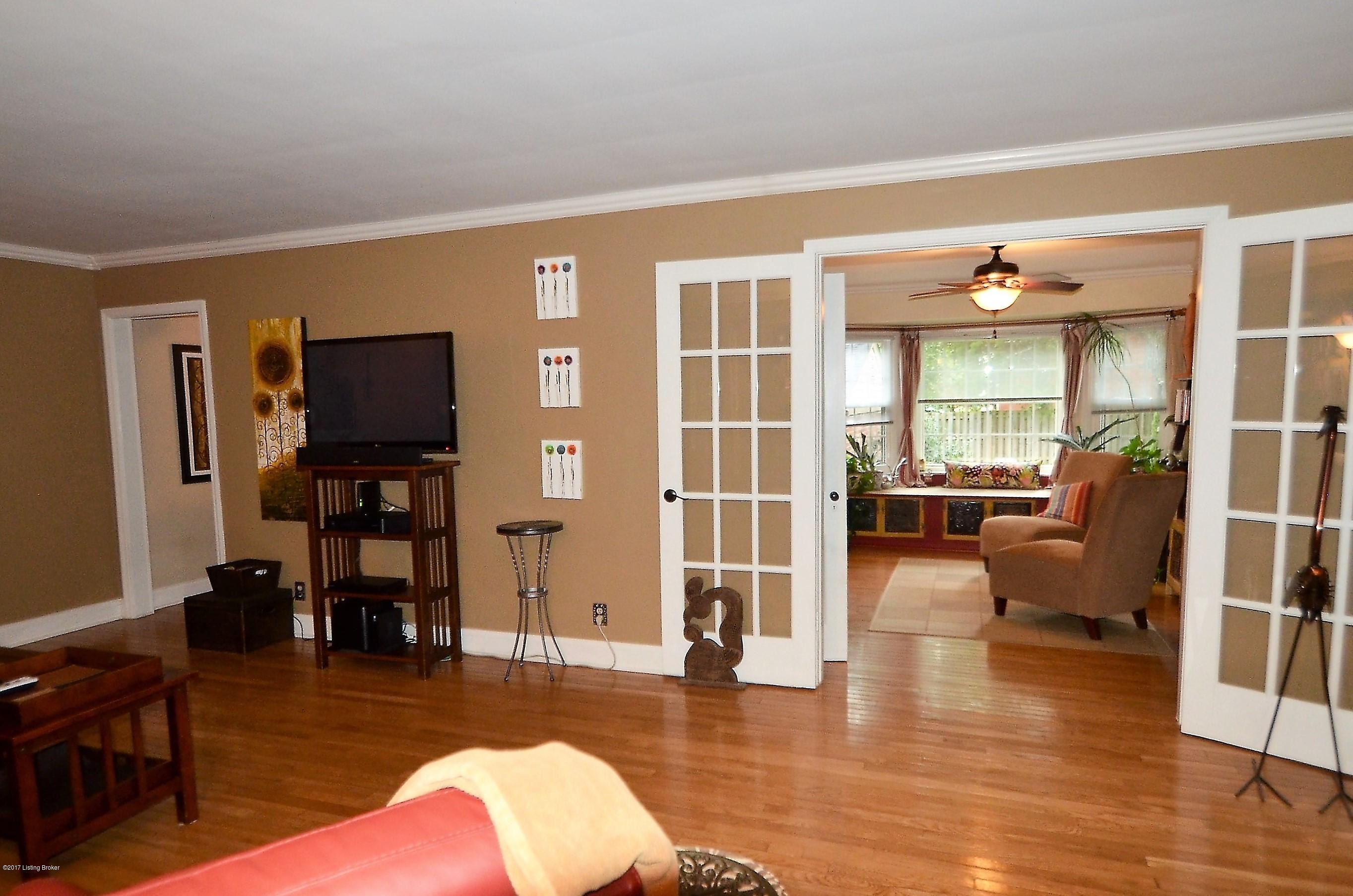 4301 Kinloch Road Louisville, KY 40207 - Photo 11 of 34 DSC_2047 (5)