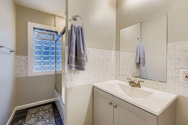 $314,900 | 1822 Lacrosse Avenue, St. Paul, MN 55119