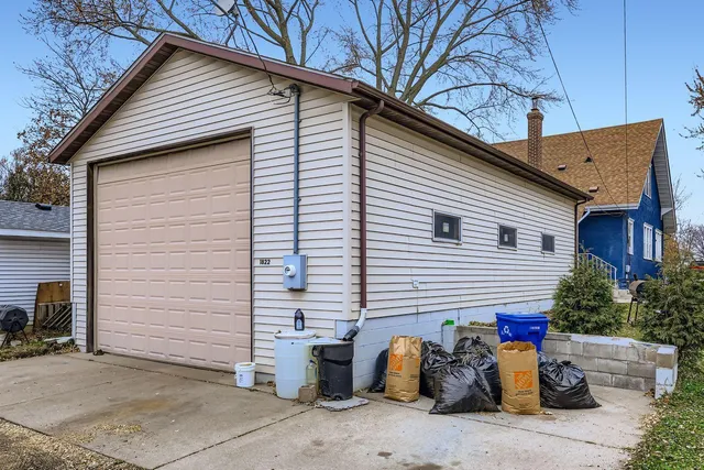 $314,900 | 1822 Lacrosse Avenue, St. Paul, MN 55119